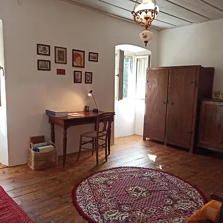 Apartment Tailors House