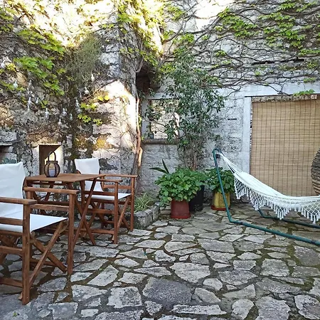 Tailors House * Makratika